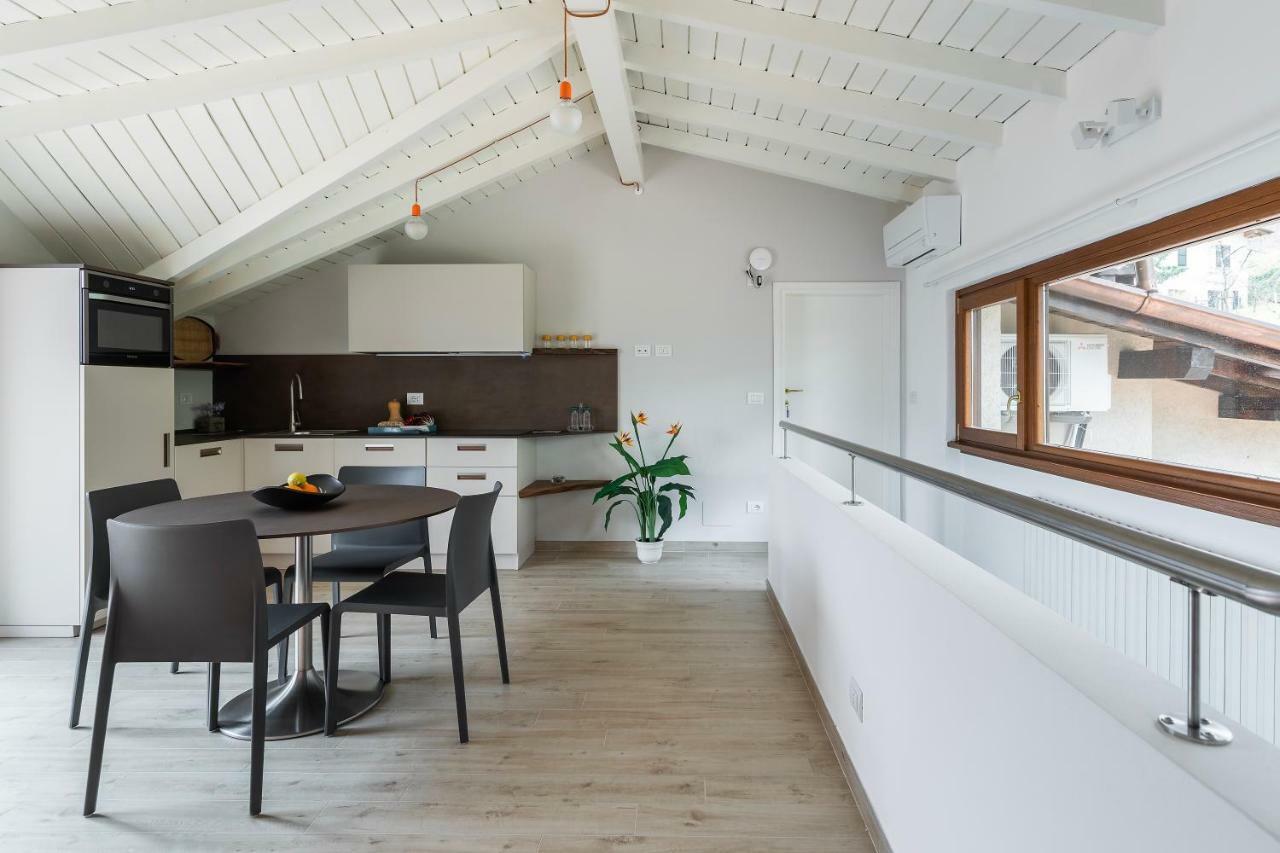 Mansarda I Cipressi Apartamento Lenno Exterior foto