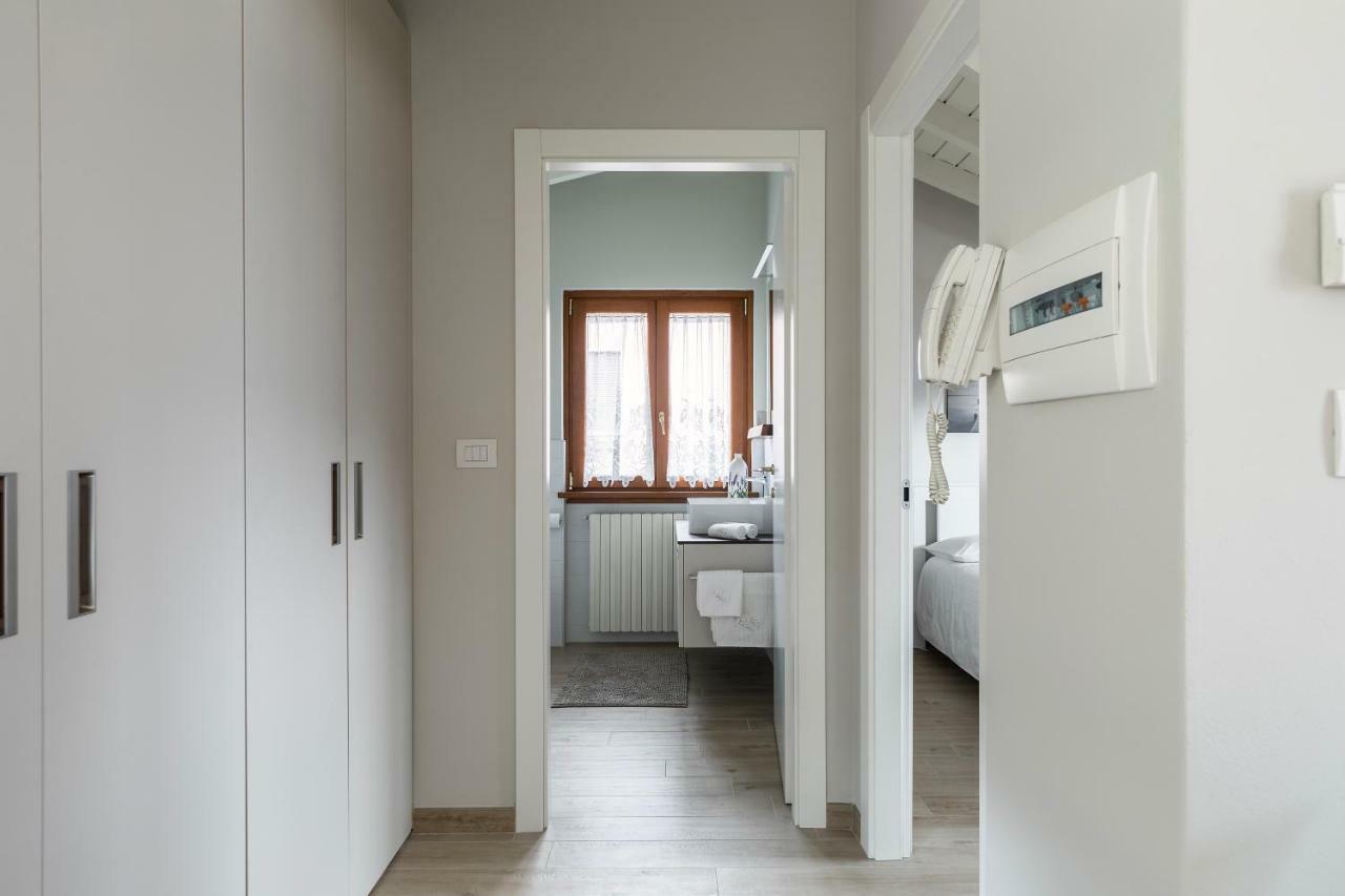 Mansarda I Cipressi Apartamento Lenno Exterior foto