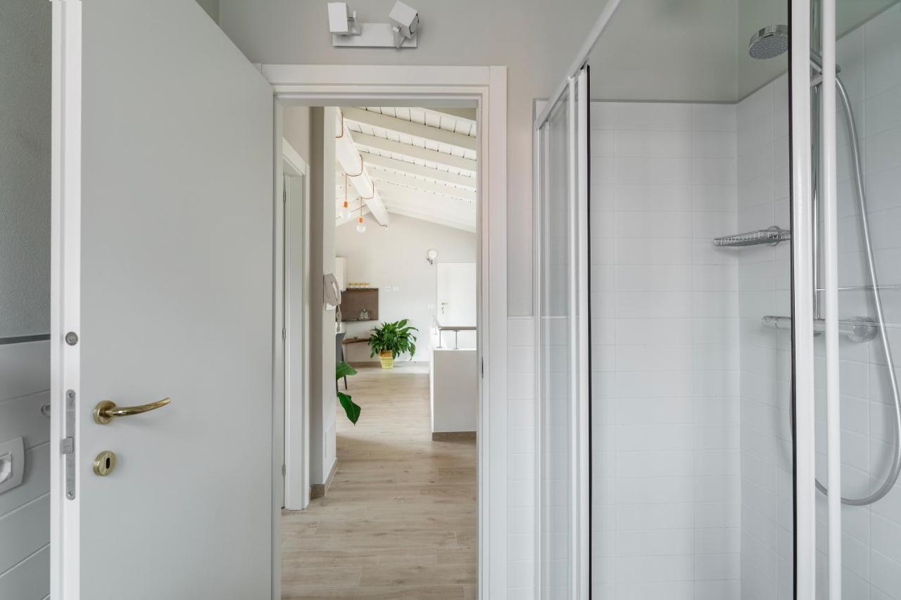 Mansarda I Cipressi Apartamento Lenno Exterior foto